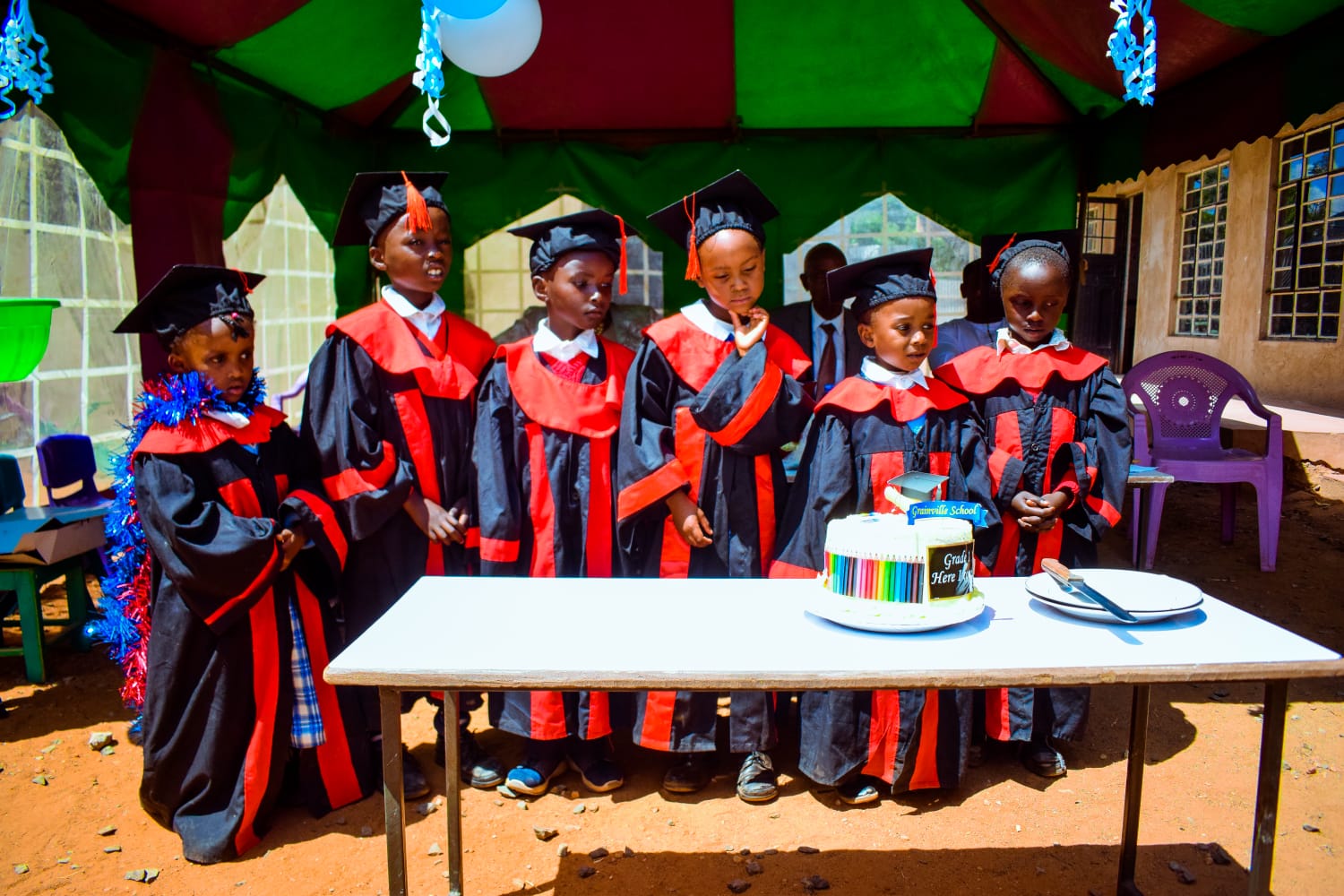 Staff and graduates group photo
